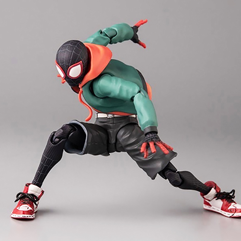 Sv Action Spiderman Miles Mora – обзор и цена Good Smile Company Figma